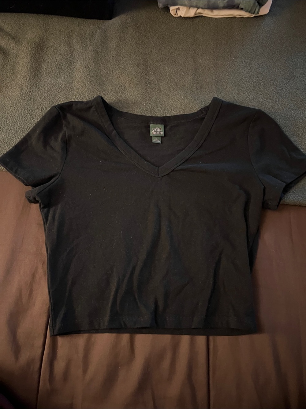 Black V-Neck Cropped Tee